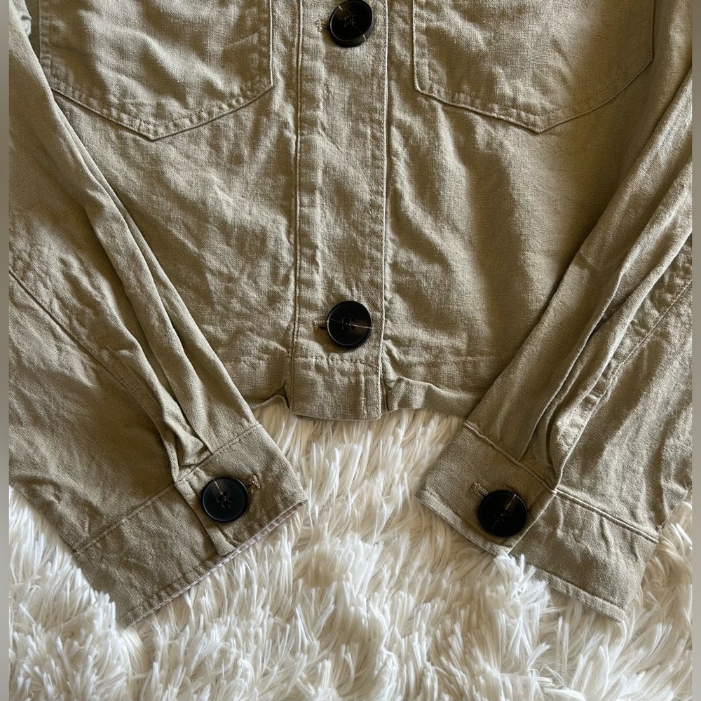 Zara | Lightweight Beige Utility Jacket - Picture 2 of 3